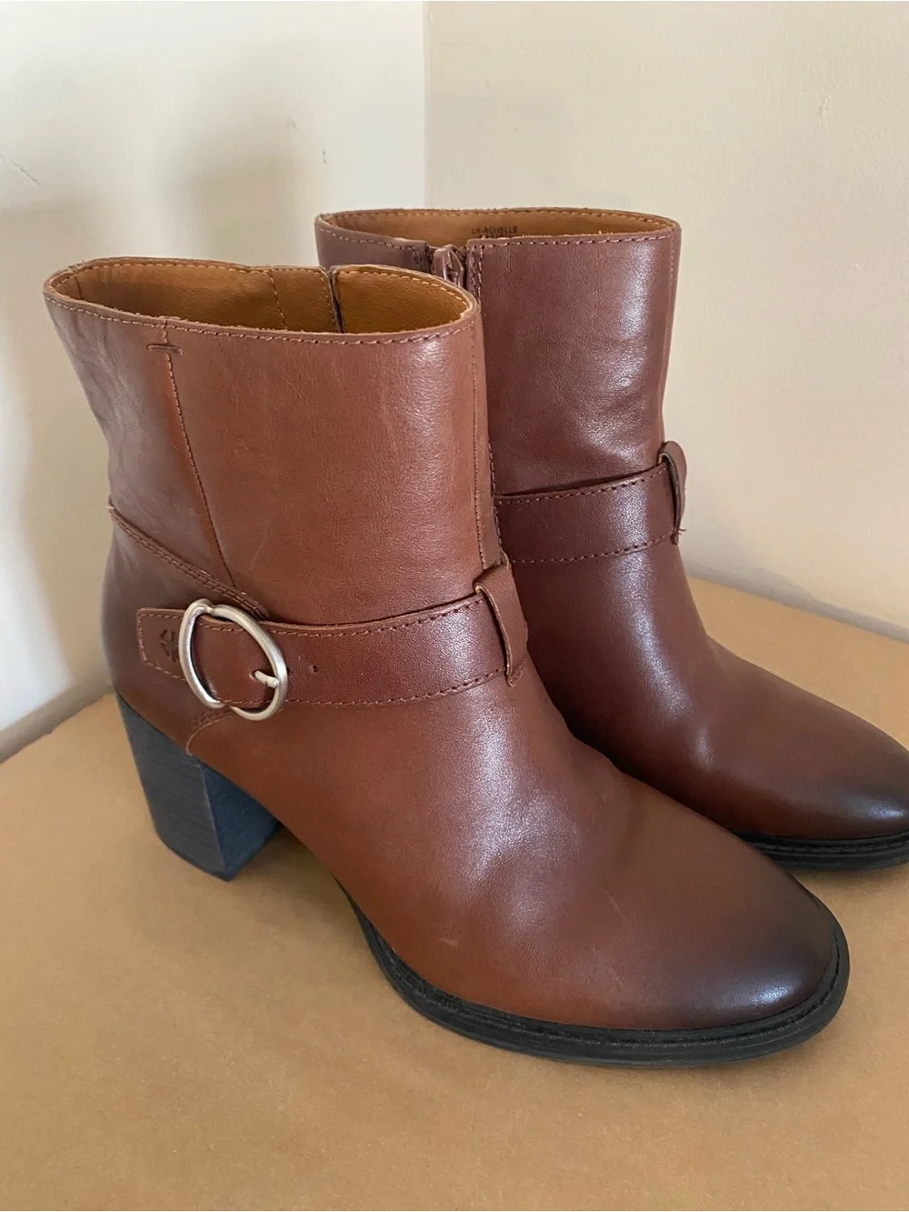 Lucky Brand Women's Brown Leather Block Heel Ankle Boots Achelle Size 8 Booties